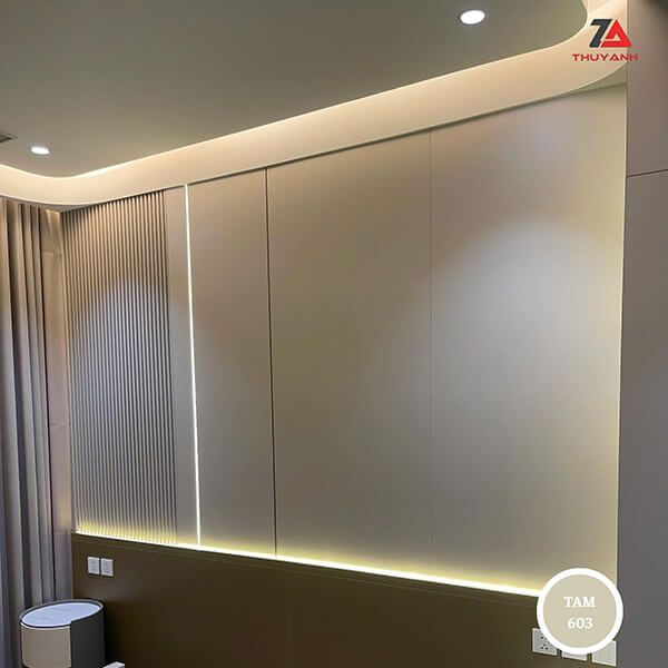Vách gỗ phủ Metallic