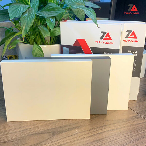 Tấm gỗ phủ nhựa Metallic màu đẹp